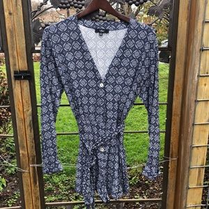 Lulus navy print long sleeve shorts jump suit size M
